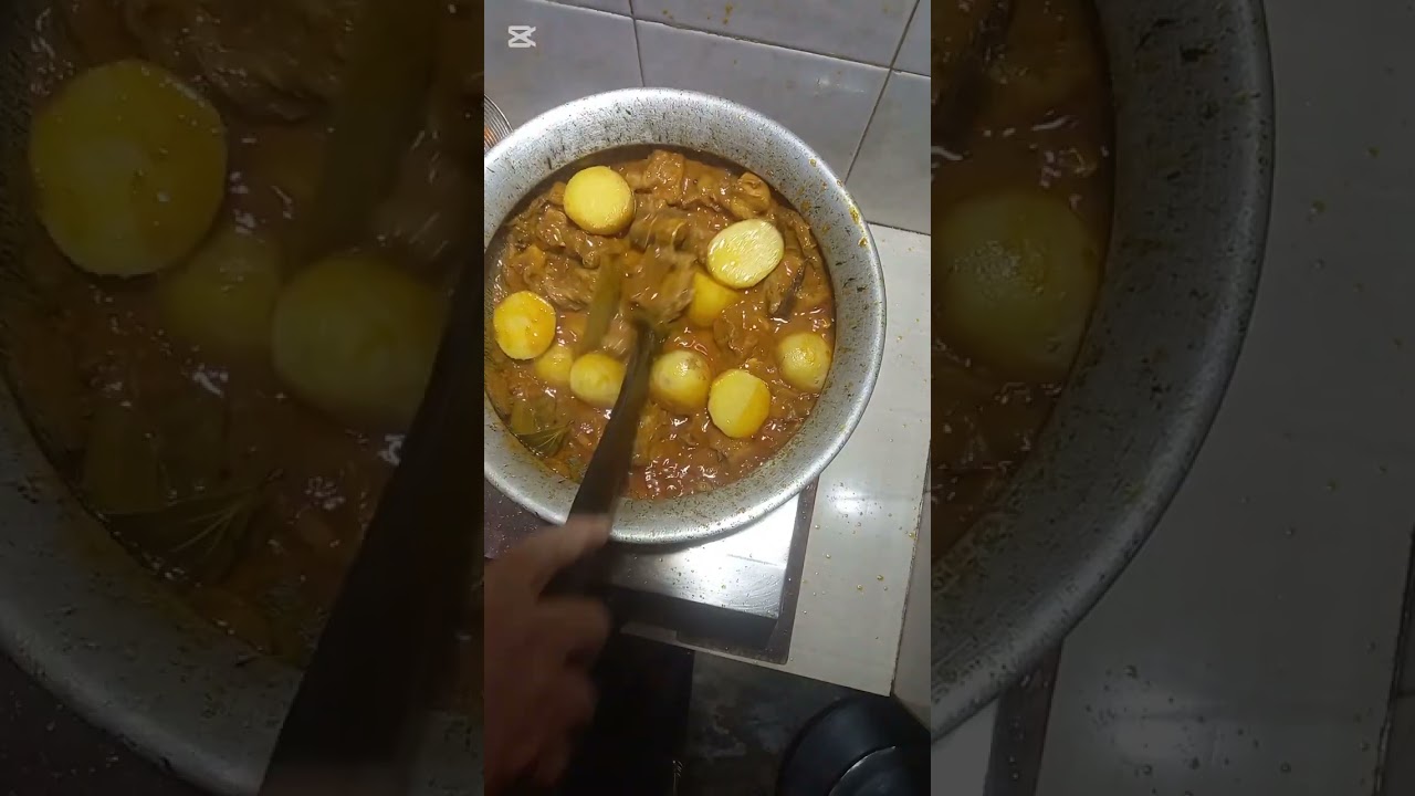 আজকের  গরুর মাংসের  কলার টা দারুণ হয়েছে। 