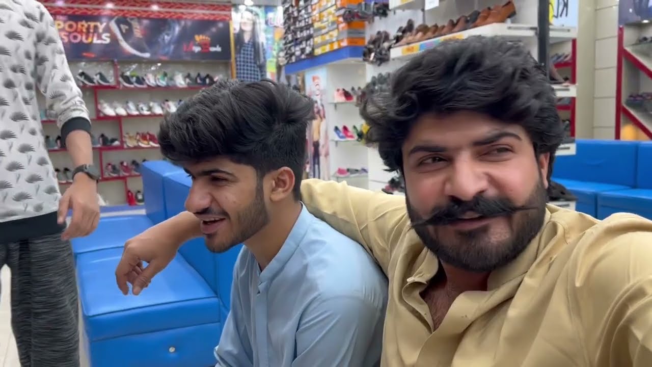 Aj Baba K Sath Eid Ki Shopping Karne Gaye 😍 Baba se Boht Kharcha Karwaya