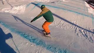 ДУЭЛЬ. СНОУБОРДИСТ ПРОТИВ ЛЫЖНИКА НА ТРАССЕ СКИ- КРОССА. Ажиотаж Action. A DUEL SNOWBOARDER VS SKIER