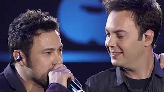 João Bosco & Vinícius - Céu de São Paulo (DVD Completo) João Bosco & Vinícius - Céu de São Paulo (DVD Completo)