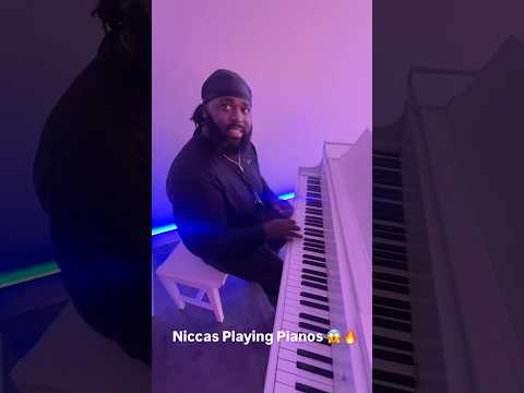 Niccas Playing Pianos 😱🔥