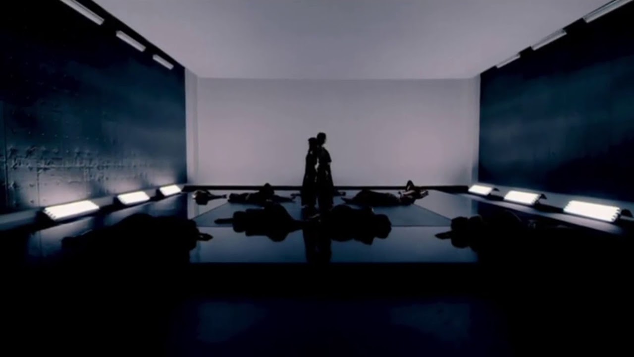 ANGERME - Zenzen Okiagarenai SUNDAY (Dance Shot Ver.)