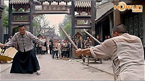 【功夫電影】惡霸踢打70歲老人，惹怒功夫高手，當場揍慘惡霸  ⚔️  抗日  擂台 | Kung Fu
