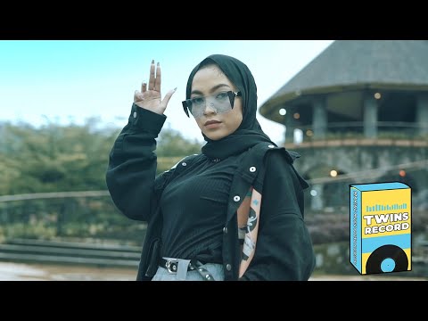 OKLIN FIA - BERISICK (OFFICIAL MUSIC VIDEO)