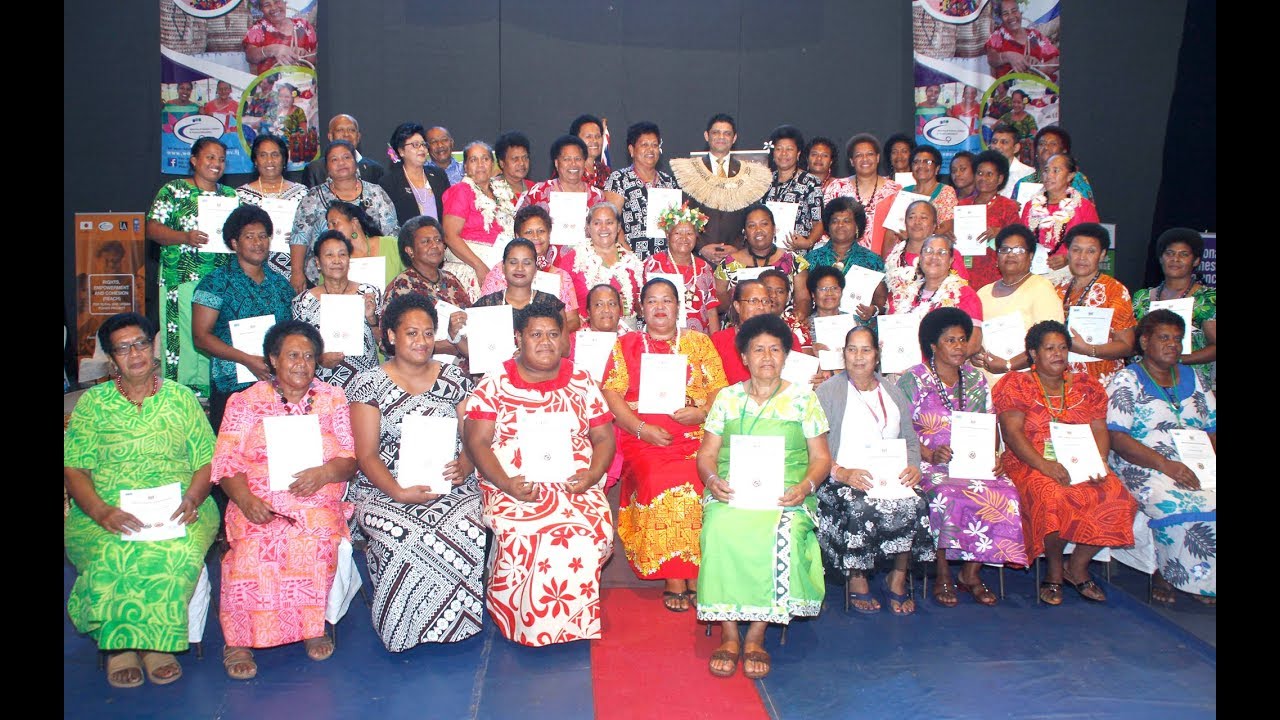 Fijian Acting Prime Minister officiates the presentation of Fijian Crafted Licensed Certificate.