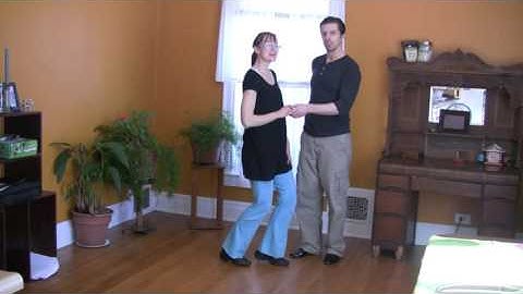 Cross Body Lead with Hesitation