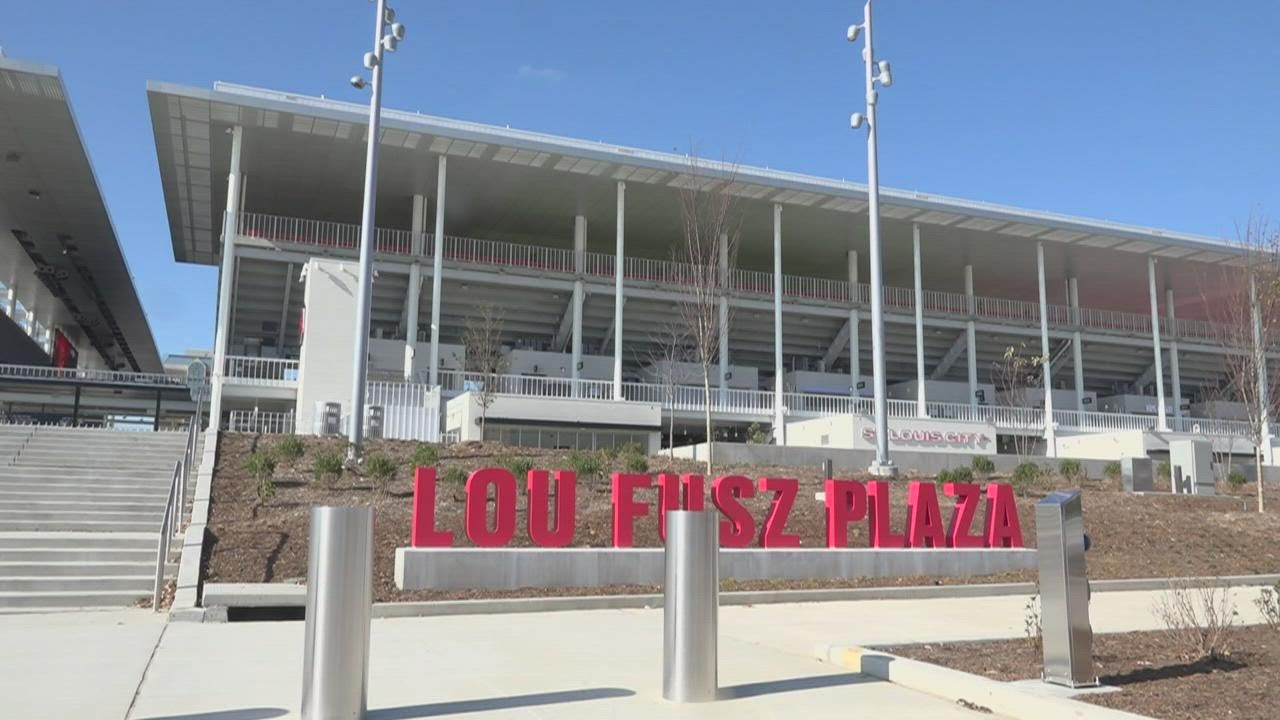 On stadium's opening day, St. Louis City SC unveils its home jersey