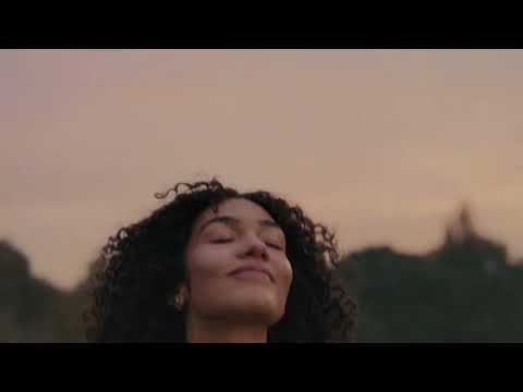 Coty YouTube ad: Olivia Dean for Her Parfum