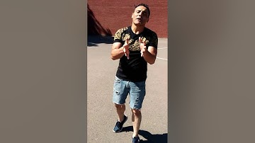 Video 3 Behind the back clapping push ups