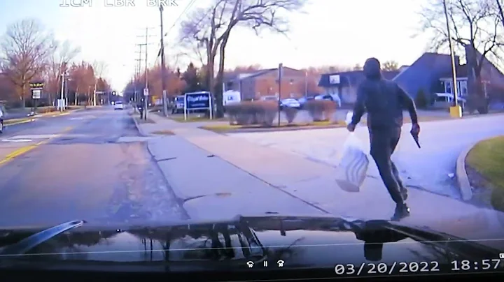 North Olmsted police cruiser rammed robbery suspec...