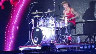 Justin Bieber Drum Solo Melbourne 3rd December 2013