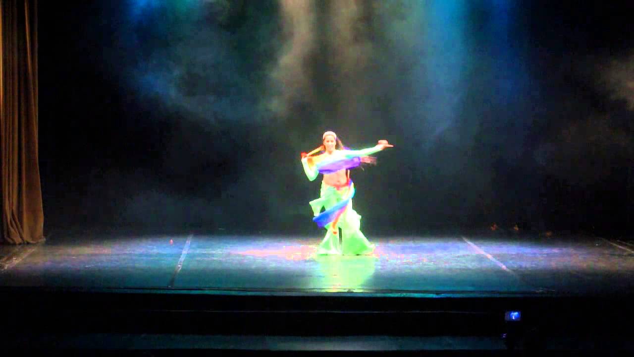 Aaliah official video, Fan Veils (Beyonce Music)