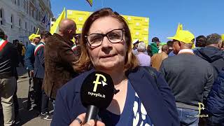 Agricoltori in protesta a Bari: trattori sul lungomare, “a rischio il futuro del settore”