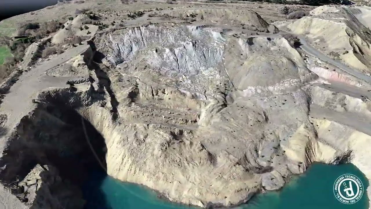 AEROFOTOGRAMETRÍA CON UAS / DRONES : ANTIGUA MINA DE MATARREPUDIO EN VALDEOLEA (CANTABRIA)