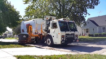 GFL Environmental: Mack LEU/ Labrie Automizer