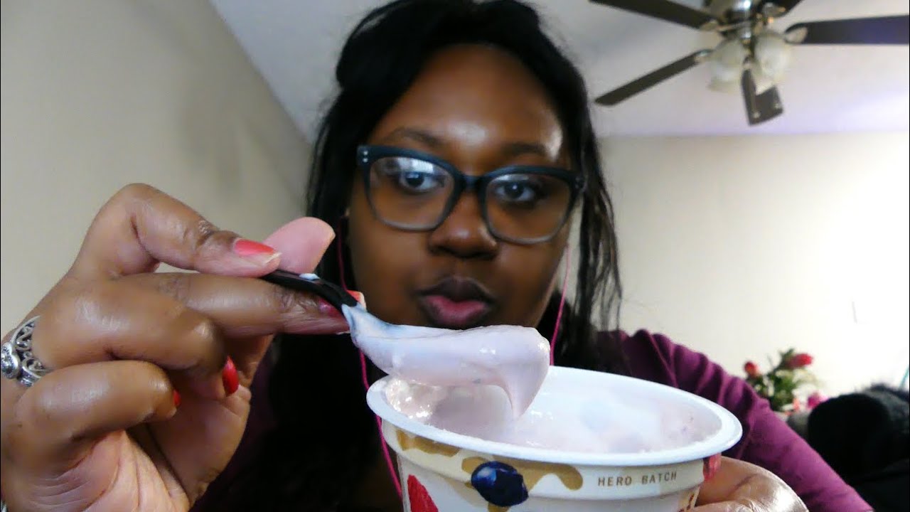 ASMR CHOBANI MIXED BERRY YOGURT SOFT SPOKEN (EATING SOUNDS) | VIRGOQUEENASMR 