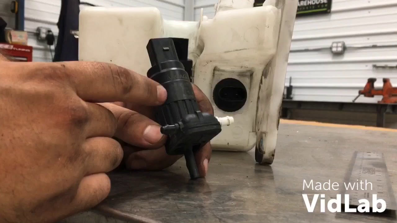 Mk7 windshield washer fluid pump FIXED YouTube
