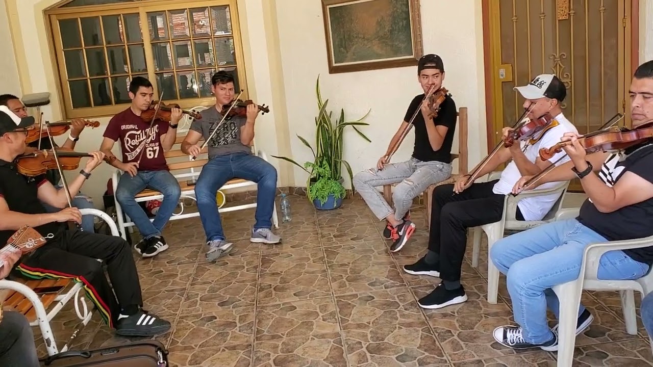 La Marcha De Zacatecas-Mariachi Nuevo Tamazula