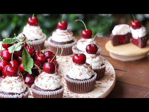 Video: Hur Man Gör Black Forest Körsbär Muffins