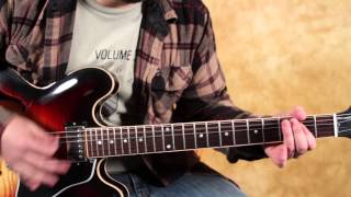 How to Play Slow Ride by Foghat on Guitar - Main Riff - Easy Guitar Riffs - Classic Rock ES 335 chords