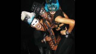 Download Lagu make the world go round dragaz zong MP3