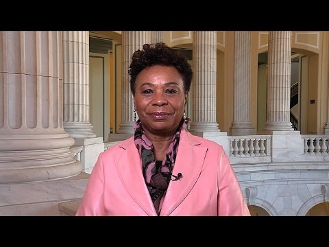As Congressional Black Caucus PAC Prepares to Back Clinton, Barbara Lee Withholds Endorsement