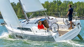 £112,000 Yacht Tour : Beneteau Oceanis 30.1