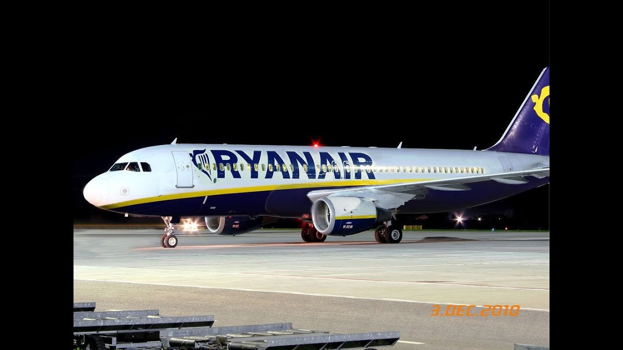 'the plane can land itself' the plane when it lands itself YouTube