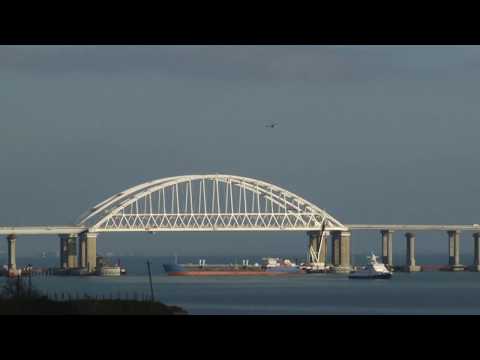 Cargo ship blocks Kerch Strait as Ukrainian Navy breaches Russian border