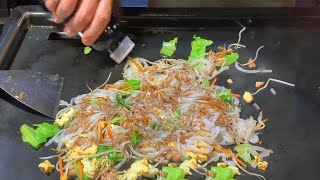 Delicious Teppan Fried Rice Noodles / 街头铁板炒粉 - Chinese Street Food