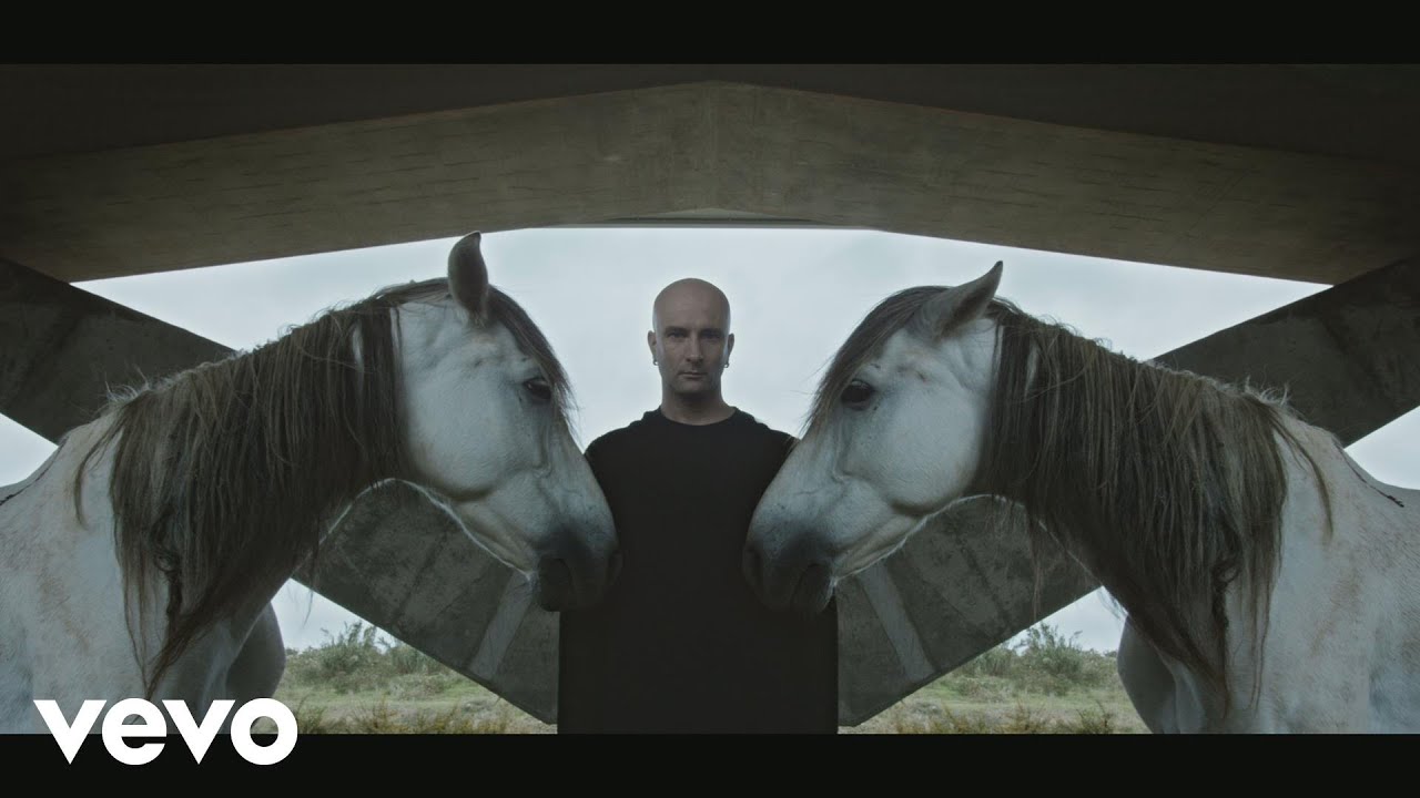 Maj Karma - Puumiekka akkoorden