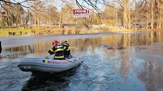 Un Indian A Salvat Fetița De 5 Ani Căzută În Lacul Înghețat Din Craiova