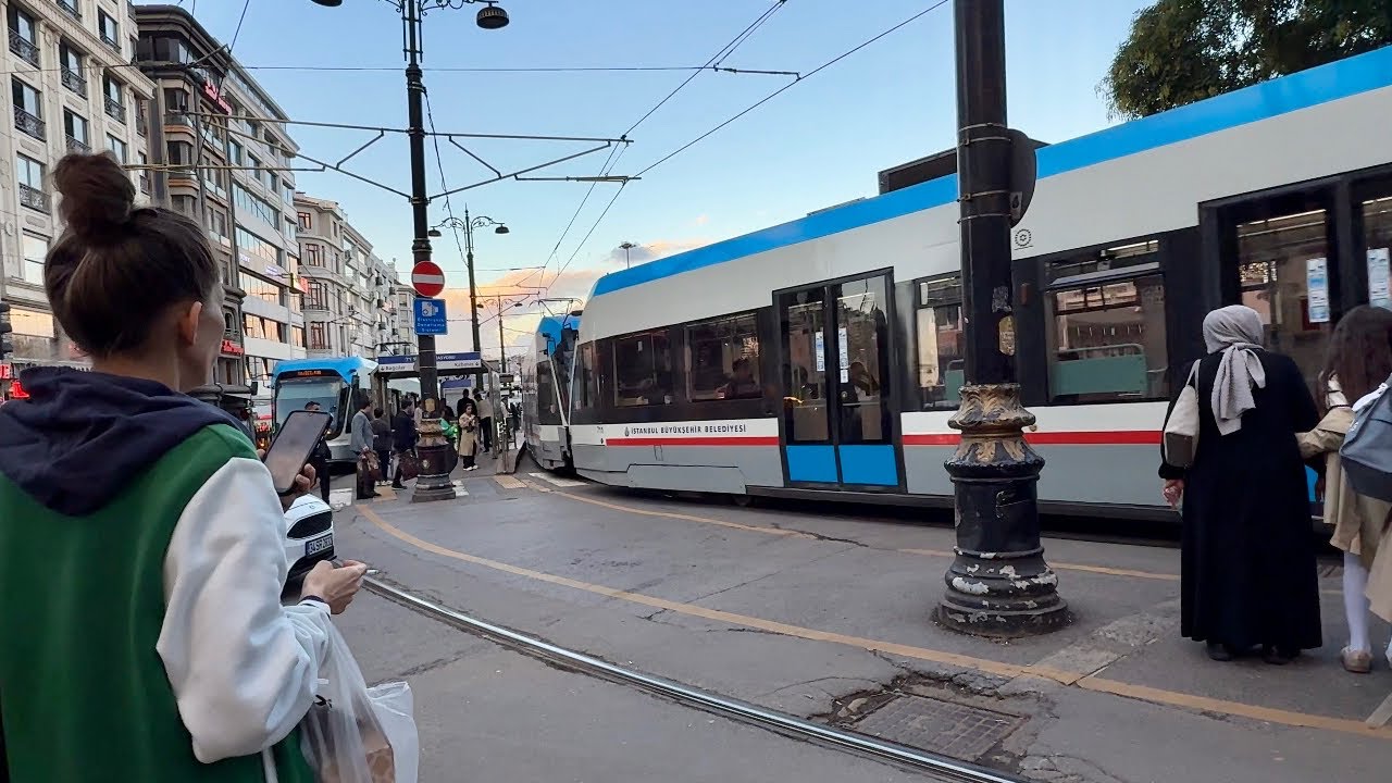 Istanbul Public Transport | T1 Tramway  | Sultanahmet Tram - Best Way to Visit Old City