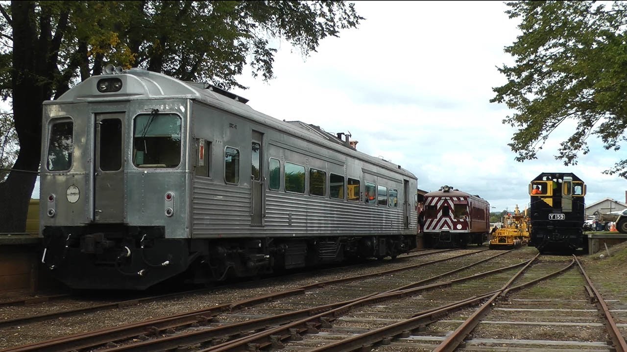 vgr 50 Easter at the Daylesford Spa Country Railway: Trains Downunder