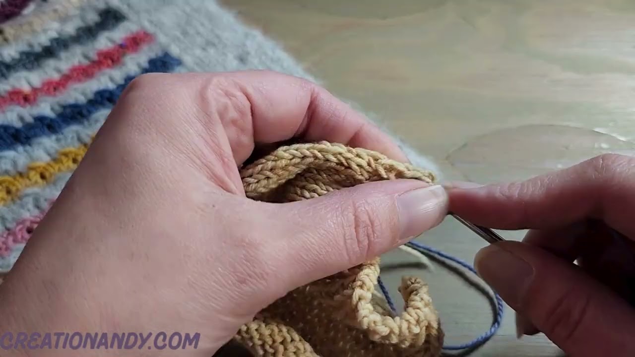 Relever les mailles le long d'une bordure