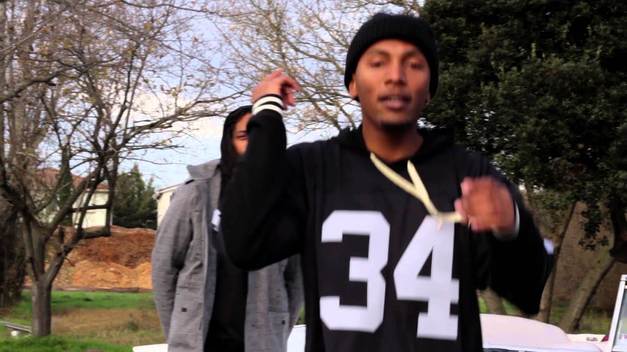 Guarda G. Battles ft. Sean Cole (Nuttso Outlaw) - Papers (Music Video) su YouTube Guarda G. Battles ft. Sean Cole (Nuttso Outlaw) - Papers (Music Video) su YouTube