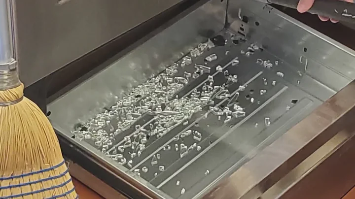 Glass shattering oven doors becoming a problem for many