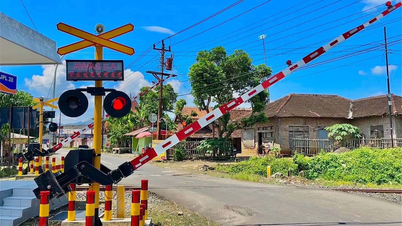 TERBARU!!, Perlintasan KA Gupit Nguter Sukoharjo, Jawa Tengah
