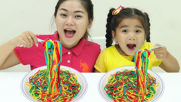 Suri Johny Johny Yes Papa Playing with Colorful Play Doh Noodles!