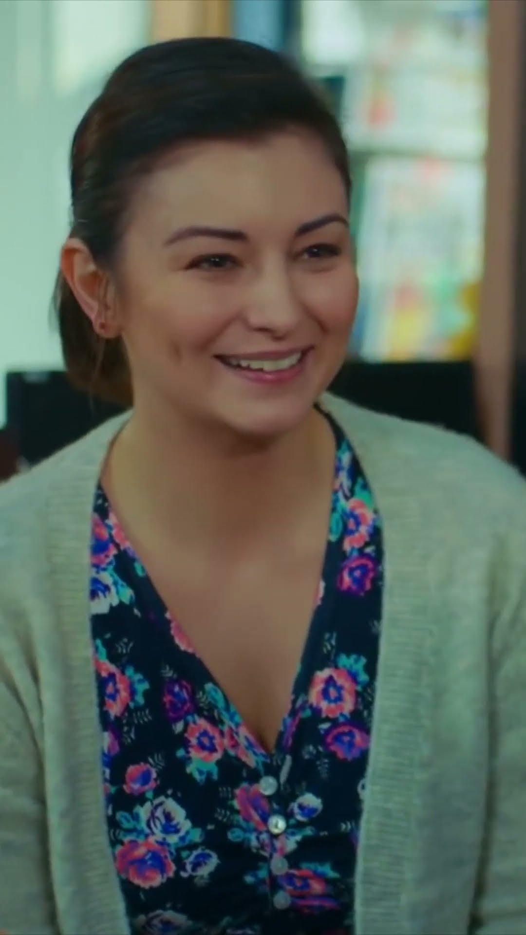 Esra Ablan Sana Kurban Olsun😍 - Bizim Hikaye #shorts - YouTube
