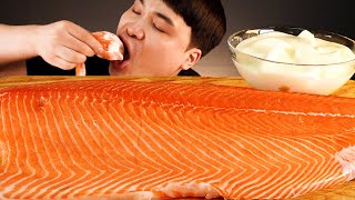 오랜만에 먹는 연어반마리 먹방~!! 리얼사운드 Salmon sashimi ASMR Mukbang(Eating Show)