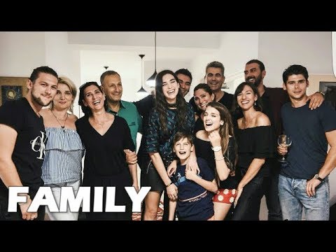 Dua Lipa Family Pictures Father Mother Sister Brother Youtube