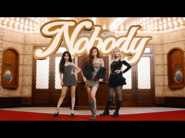 [MV] SOYEON of (G)I-DLE X WINTER of aespa X LIZ of IVE 'NOBODY' class=