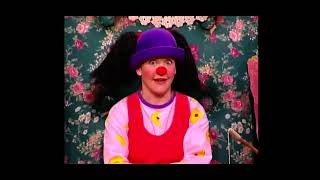 Big Comfy Couch - I Dont Believe In Dust Bunnies