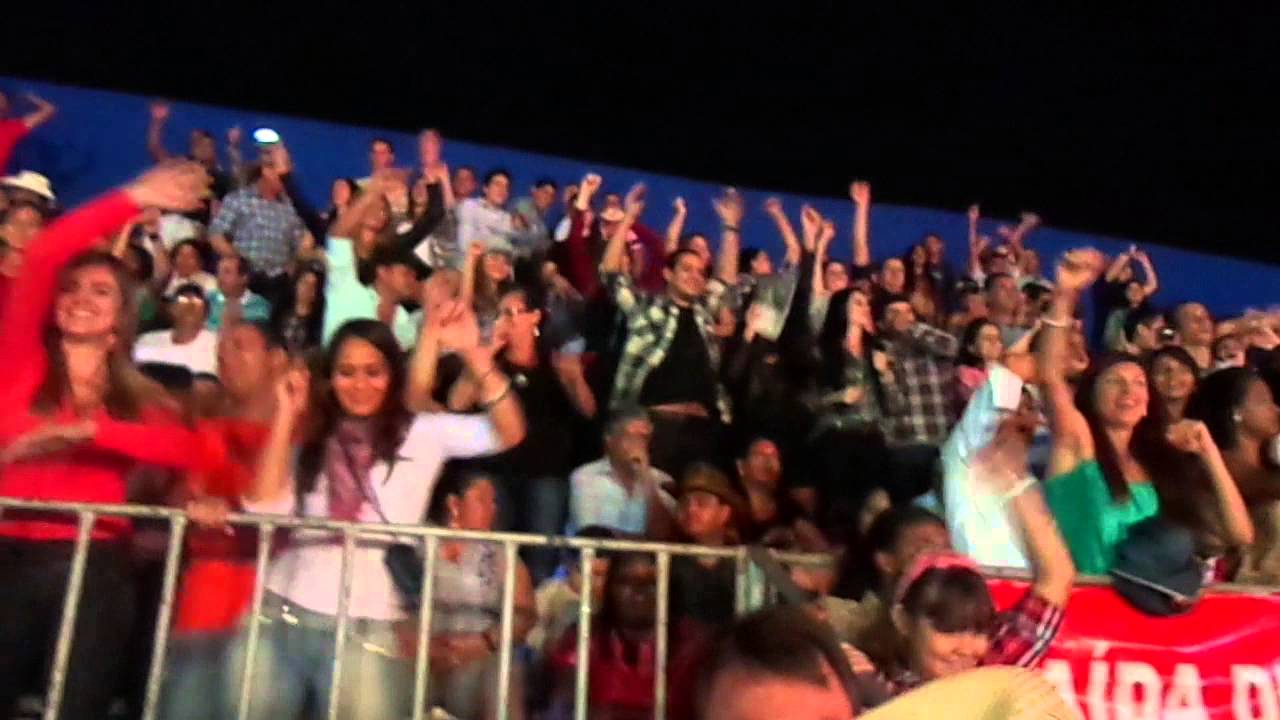 Goiania Rodeio RODEIO NA PECUÁRIA DE GOIÂNIA 2013 - YouTube