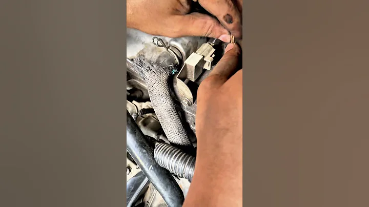 Cam sensor Connector Removing! #camsensor #connector #broken #rxmechanic