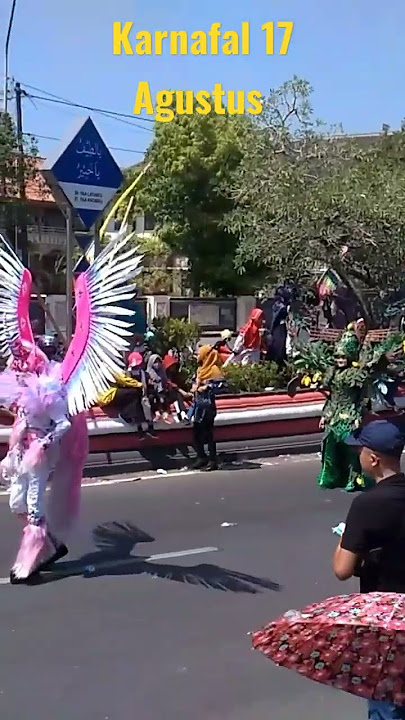 karnaval 17 Agustus di alun-alun Demak