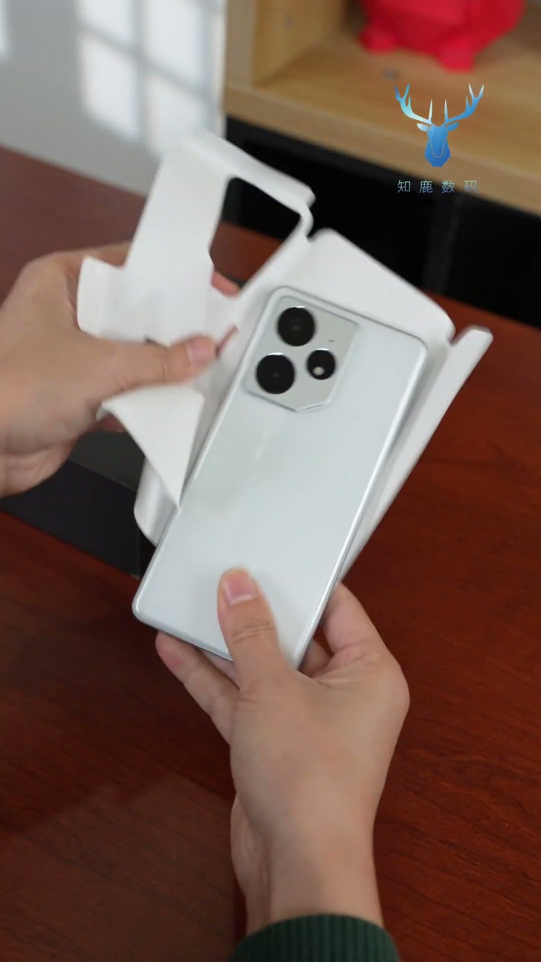 Focusing on strong performance + long battery life, realme Neo7 quick unboxing ~ realme Neo7