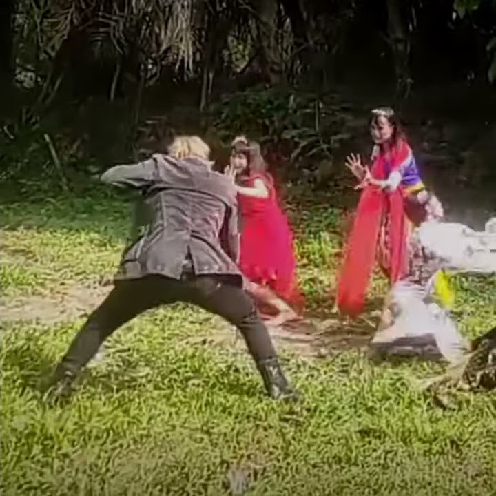 JOKER GANAS JOGET GAYA NYI RONGGENG || STORY WA JOKER GANAS