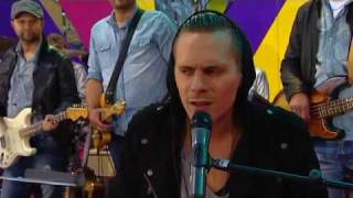 Miniatura de "Oskar Linnros - Från Och Med Du LIVE (Sommarkrysset 2010)"